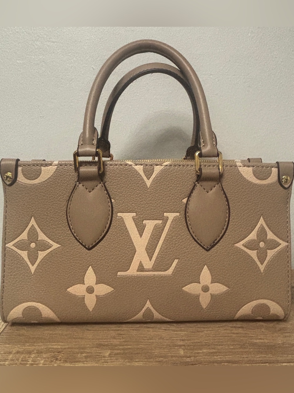 Brown/cream/tan handbag